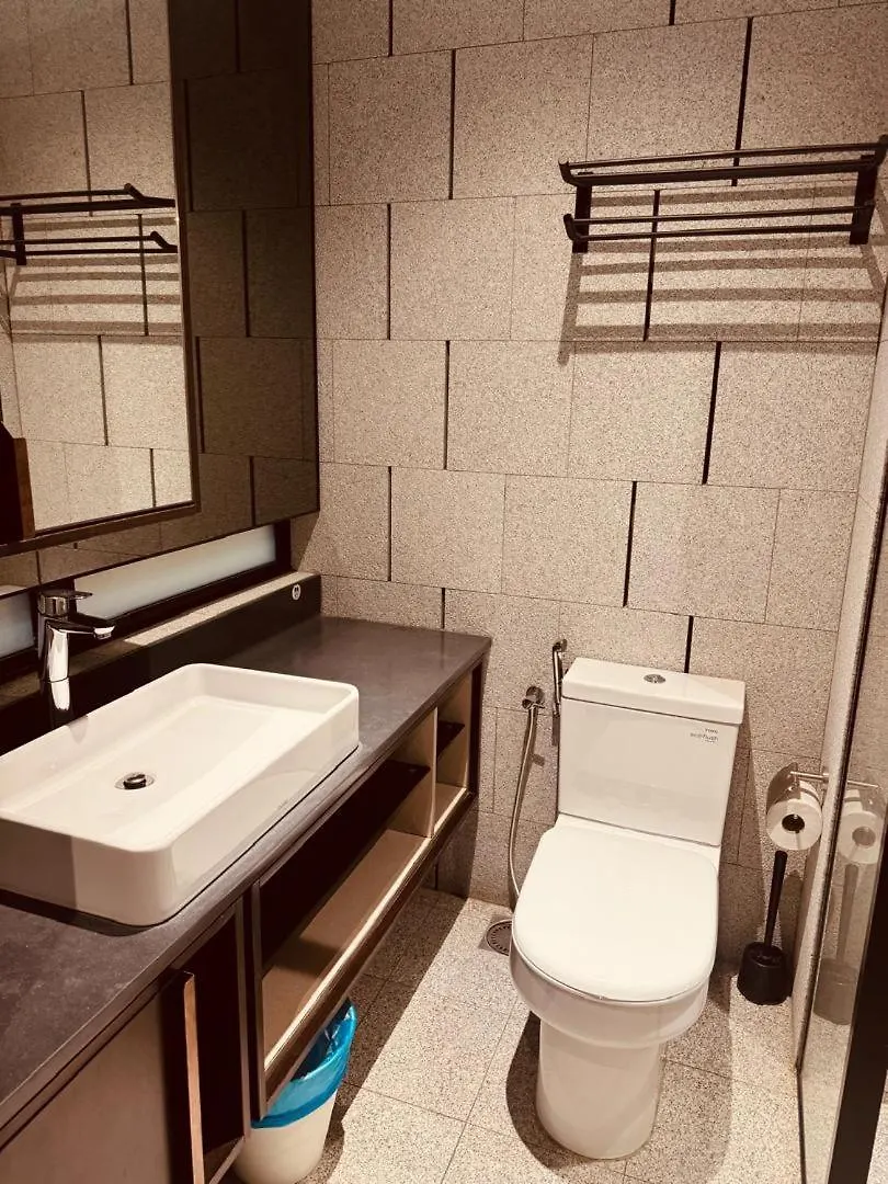 Scarletz Suites Klcc By Signature Apartment Kuala Lumpur Malaysia